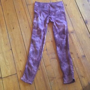 Leggings.  Pink tie dye. M/L